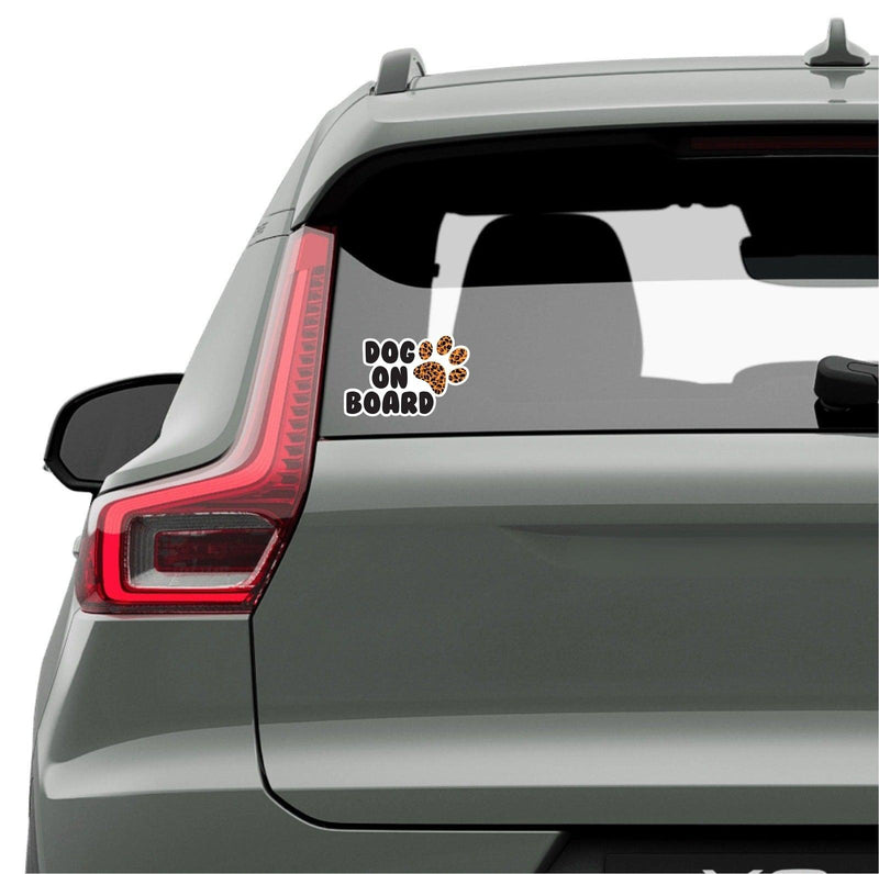 Autosticker Dog on Board met Hondenpoot