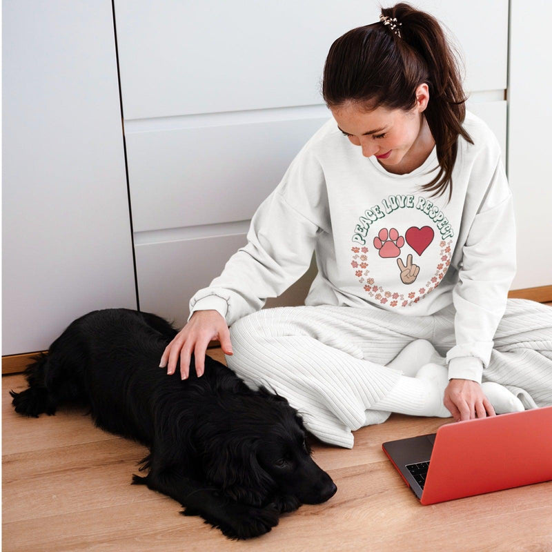 Sweater Dames Peace Love Respect met Hondenpootjes en Hondenbotjes